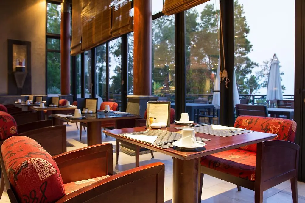 Choupana Hills Resort & Spa Funchal  5*, Funchal (Madeira) Portugalsko